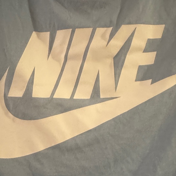 Nike Sky Blue Cropped Tee - Picture 3 of 9